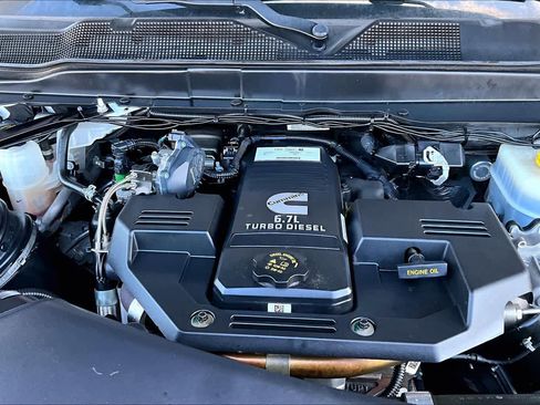 Used 2021 RAM 2500 Laramie image 30