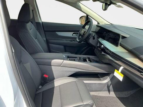 New 2026 Nissan Murano SL image 17