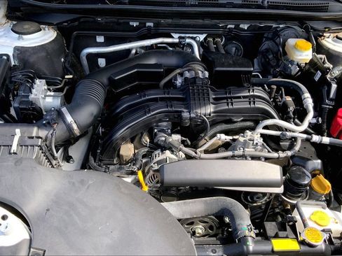 Used 2023 Subaru Outback Touring AWD/4WD image 30