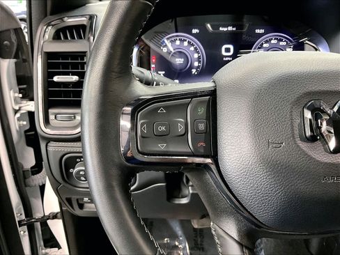 Used 2023 RAM 1500 Limited AWD/4WD image 21