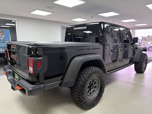 Used 2021 Jeep Gladiator Mojave AWD/4WD image 3
