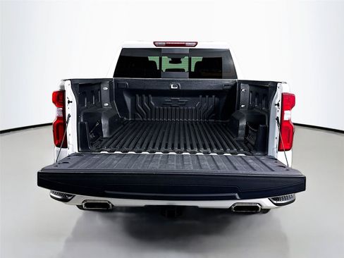 Used 2022 Chevrolet Silverado 1500 RST w/ Convenience Package II AWD/4WD image 27