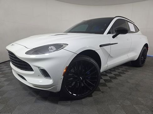 Used 2022 Aston Martin DBX AWD/4WD image 1