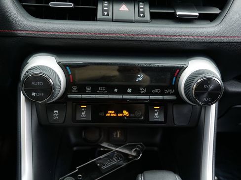 Used 2023 Toyota RAV4 XSE w/ Weather Package AWD/4WD image 20