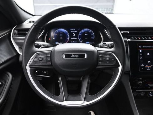 Used 2023 Jeep Grand Cherokee L Laredo AWD/4WD image 25