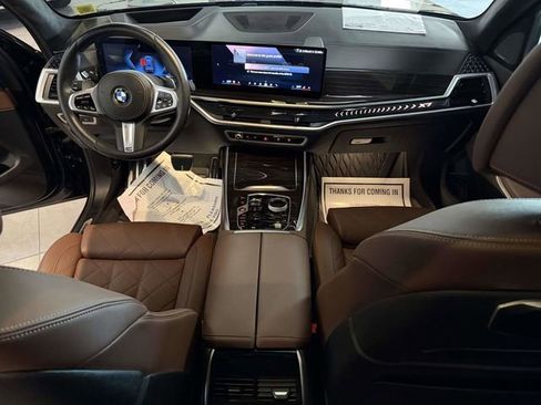 Used 2024 BMW X7 xDrive40i w/ Executive Package AWD/4WD image 13