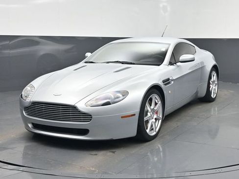 Used 2007 Aston Martin V8 Vantage Coupe image 22