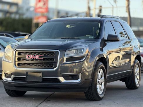 Used 2014 GMC Acadia SLE image 3