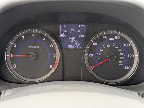 Used 2016 Hyundai Accent SE FWD image 14