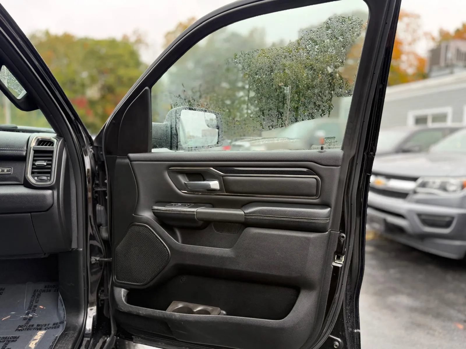 Used 2019 RAM 1500 Sport w/ Level 2 Equipment Group AWD/4WD image 28