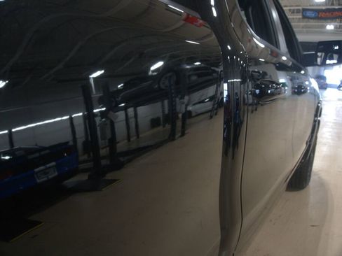 Used 2025 RAM 1500 Big Horn image 37