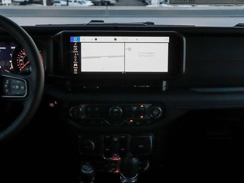 New 2026 Jeep Gladiator Rubicon AWD/4WD image 15