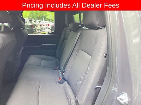 Certified 2025 Toyota Tacoma SR5 AWD/4WD image 6