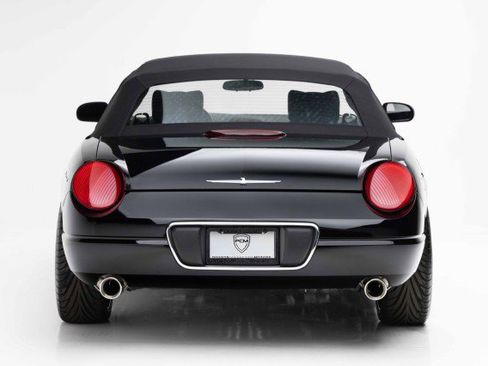 Used 2002 Ford Thunderbird Deluxe image 23