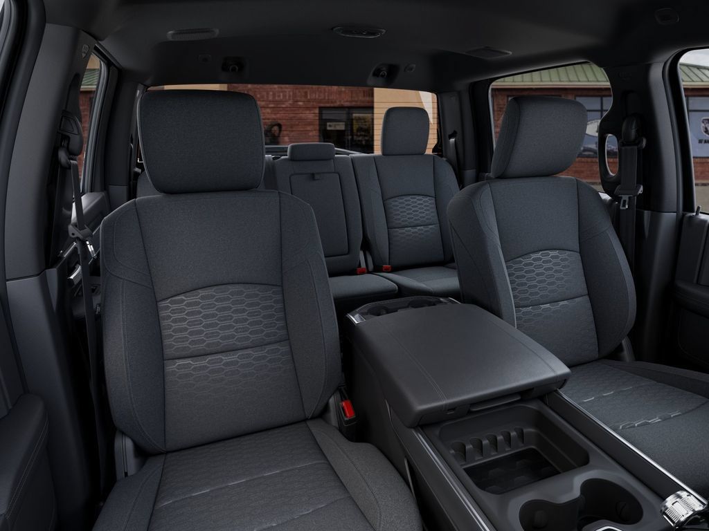 New 2026 RAM 3500 Big Horn AWD/4WD image 18