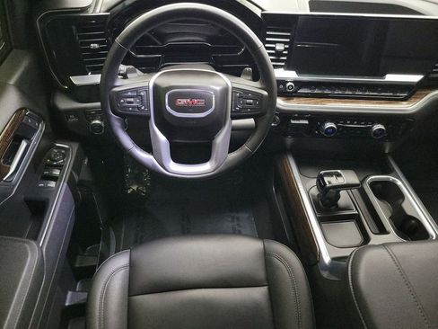 Used 2025 GMC Sierra 1500 Elevation w/ Elevation Premium Package image 10