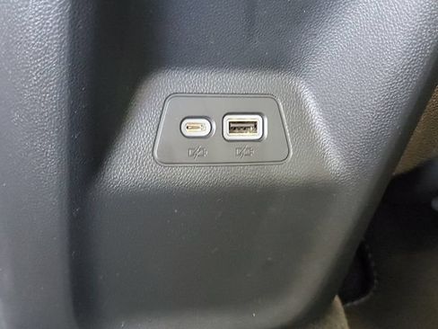 Certified 2023 Buick Envision Essence AWD/4WD image 11