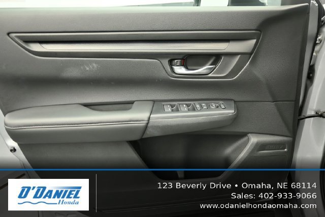 Used 2024 Honda CR-V LX image 23