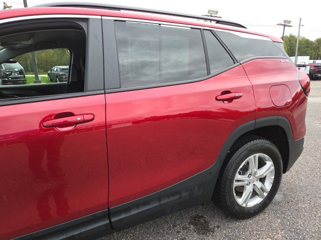 Used 2024 GMC Terrain SLE w/ Driver Convenience Package AWD/4WD image 35