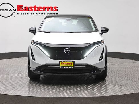 Used 2024 Nissan Ariya AWD image 2