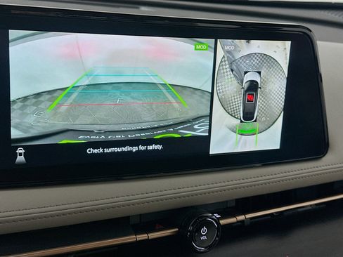 Used 2023 Nissan Ariya FWD image 23