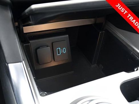 Used 2020 Ford Explorer ST w/ ST Street Pack image 31