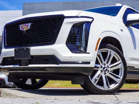 Used 2025 Cadillac Escalade Sport w/ Touring Package AWD/4WD image 2