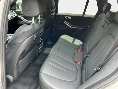 Used 2021 BMW X5 xDrive40i w/ Premium Package AWD/4WD image 14