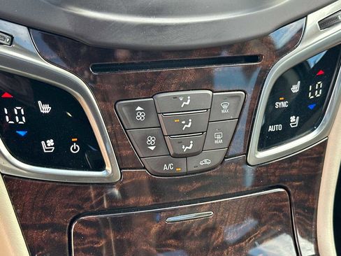 Used 2015 Buick LaCrosse Premium image 26