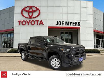 New 2025 Toyota Tacoma SR5