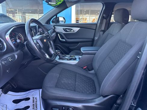 Used 2020 Chevrolet Blazer LT image 11