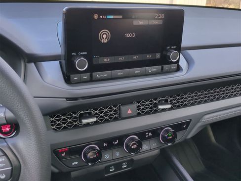 New 2025 Honda Accord SE image 34