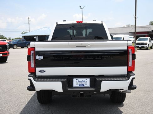 New 2026 Ford F250 Platinum AWD/4WD image 8