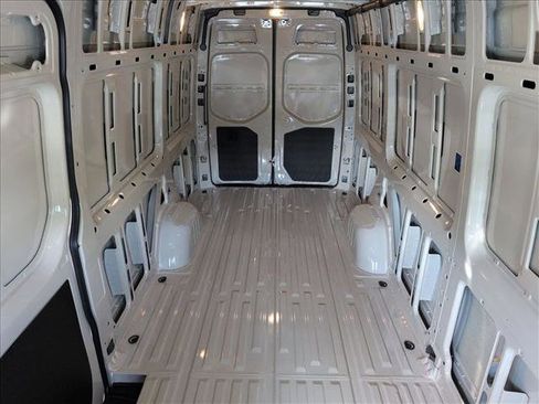 New 2026 Mercedes-Benz Sprinter 2500 image 16