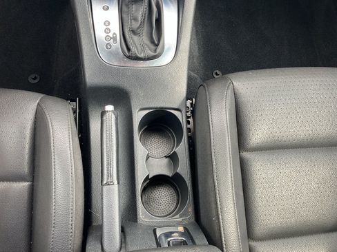 Used 2014 Volkswagen Eos FWD image 21