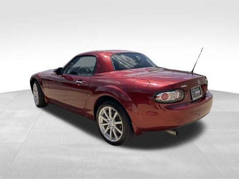 Used 2008 MAZDA MX-5 Miata Grand Touring RWD image 7