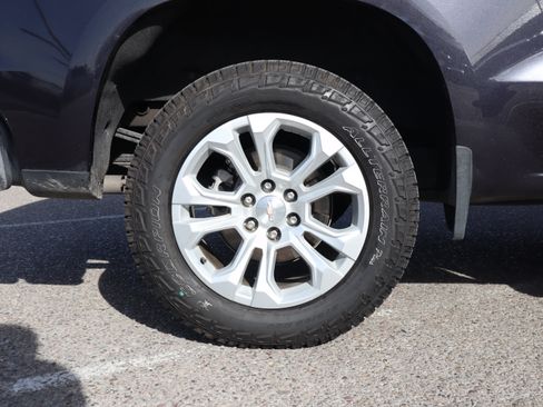 Used 2023 Chevrolet Silverado 1500 LTZ w/ Technology Package image 12