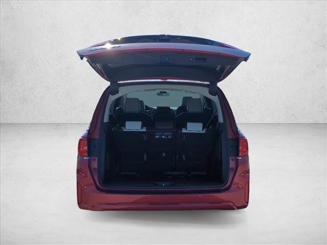 New 2027 Honda Odyssey Elite image 9