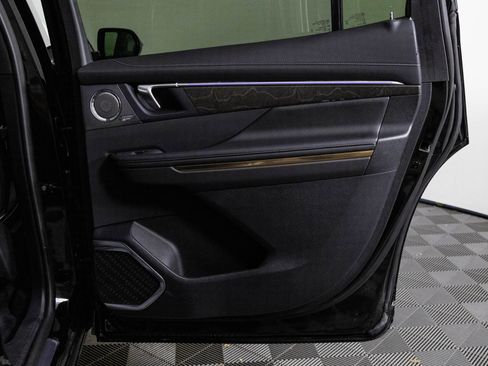 Certified 2025 Buick Enclave Avenir w/ Super Cruise Package image 40