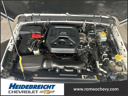 Used 2021 Jeep Wrangler Sport AWD/4WD image 9