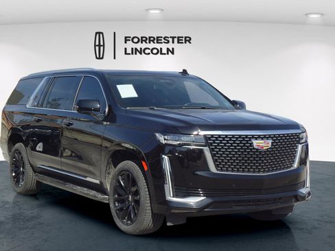 Used 2022 Cadillac Escalade ESV Luxury image 1