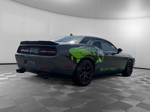 Used 2018 Dodge Challenger R/T Scat Pack RWD image 8