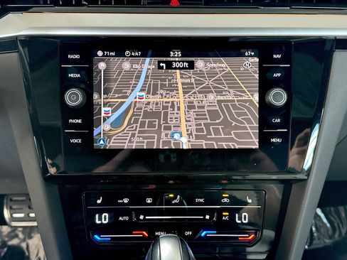 Used 2023 Volkswagen Arteon SEL image 23