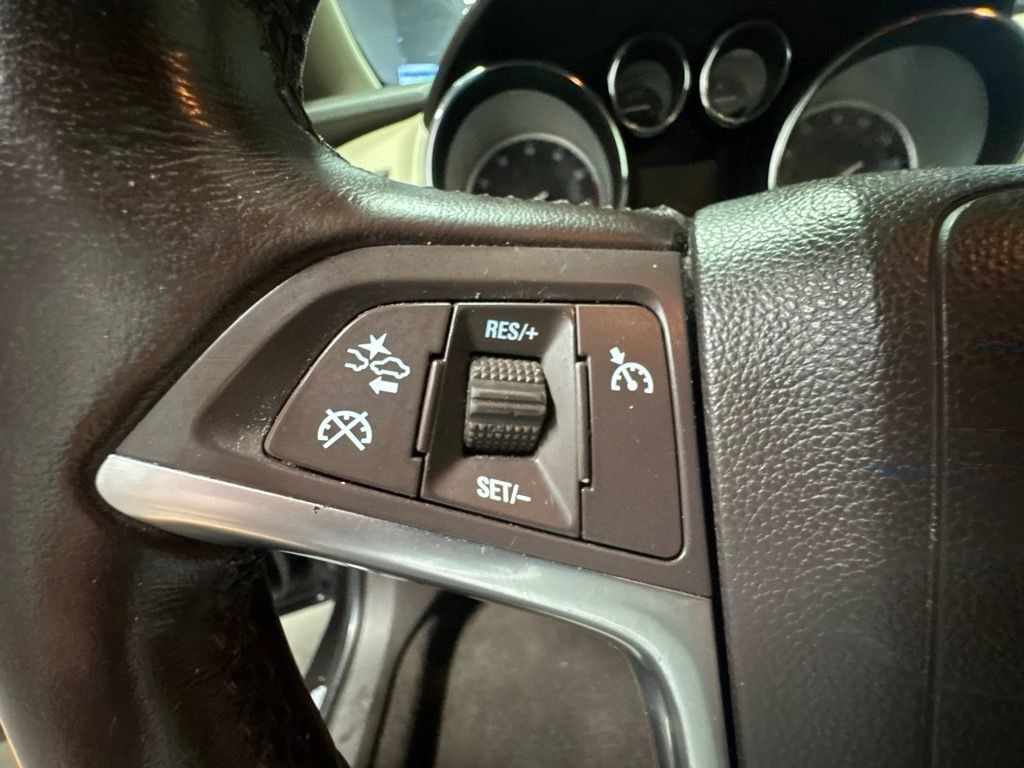 Used 2014 Buick Verano Premium FWD image 38