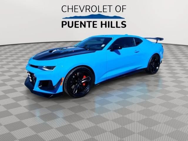 Used 2022 Chevrolet Camaro ZL1 RWD image 3
