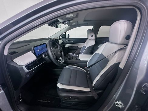 Used 2025 Honda Prologue Touring image 13