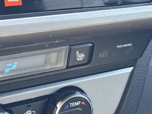 Used 2019 Toyota Tacoma Limited AWD/4WD image 22