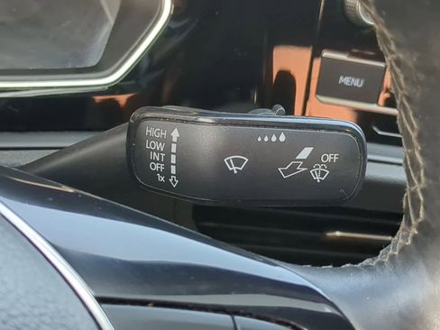 Used 2021 Volkswagen Jetta R-Line w/ R-Line Cold Weather Package image 32