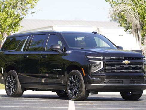 New 2026 Chevrolet Suburban High Country AWD/4WD image 43