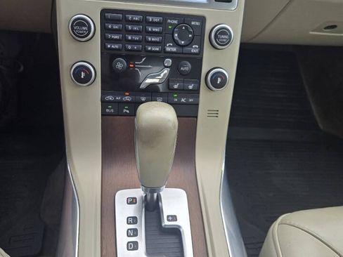 Used 2010 Volvo S80 T6 AWD/4WD image 20